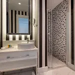 Motif Hotel