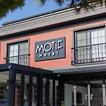 Hotel Motif