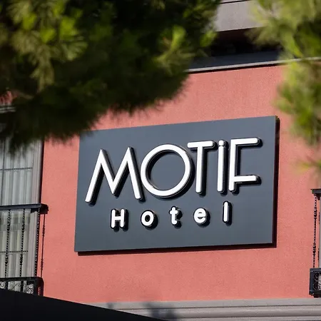 Motif * Cesme