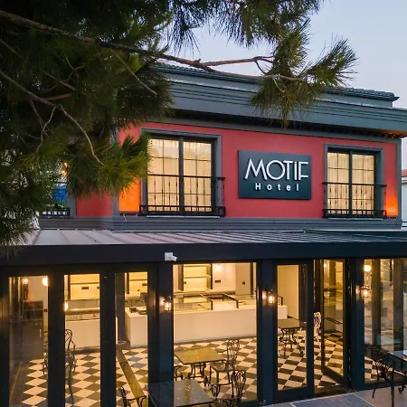 Motif * Cesme