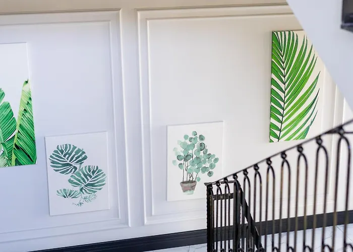 Ξενοδοχείο Motif *